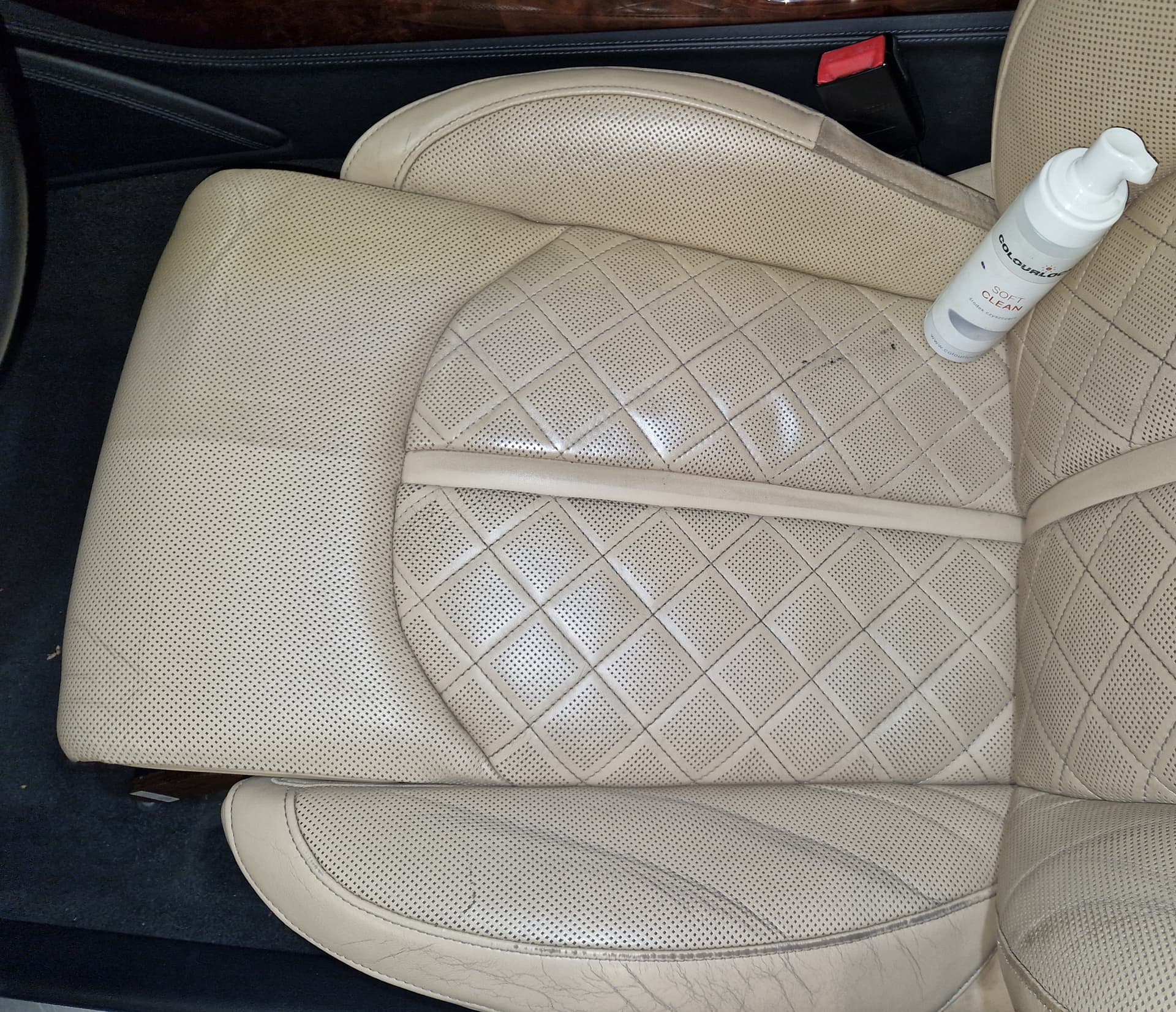 Jak dbać o skórzaną tapicerkę w samochodzie? 0